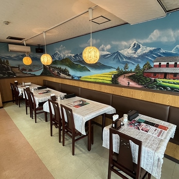 インドネパールカレーレストラン ダルバールの雰囲気1