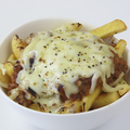 料理メニュー写真 チーズミートポテト