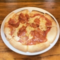 料理メニュー写真&nbsp;サラミピザ