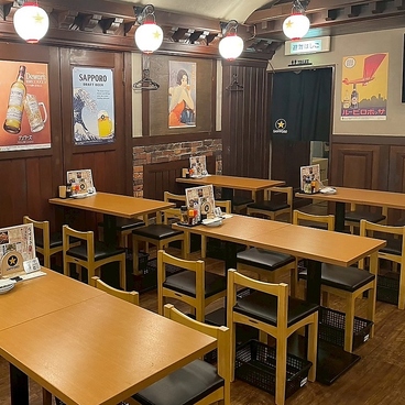 炭火野菜巻き串と餃子　博多うずまき　大船駅前店の雰囲気1