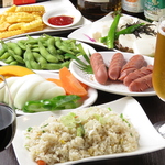 ガーリックライスや焼き野菜など鉄板で楽しめる料理をご提供♪新大久保でこの夏の思い出にいかが？