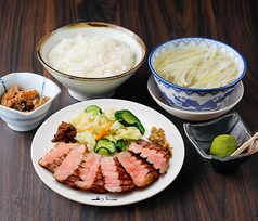 利久の牛たん定食から当店オリジナルメニューをご用意★