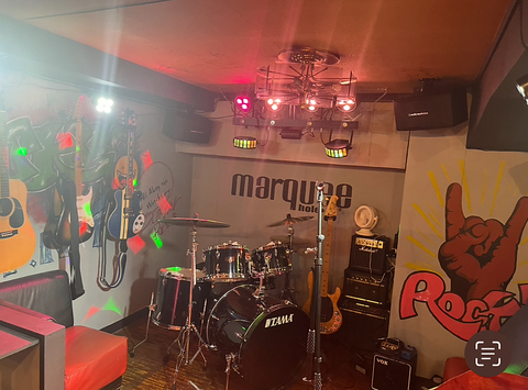 marquee holeの写真