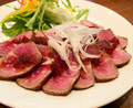 料理メニュー写真 冷製牛肉のタタキ
