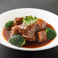 牛肉の醤油煮込み
