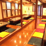 幹事さんに朗報☆2階はゆったり宴会におすすめ！店内は広々最大46名までOKの掘りごたつ座敷を完備！