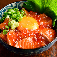 腕によりをかけた料理は素材の味を存分引き出します！