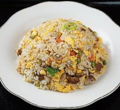 五目チャーハン