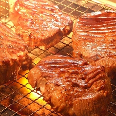 名物料理！【厚切り麹仕込み】牛タン焼き炭火焼き！