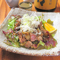 焼鳥や鶏の炭火焼きが名物