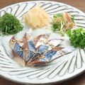 料理メニュー写真&nbsp;真皿のガリしそ〆さば
