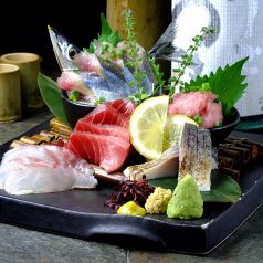 鮮魚の刺し盛り鮮魚のカルパッチョの写真