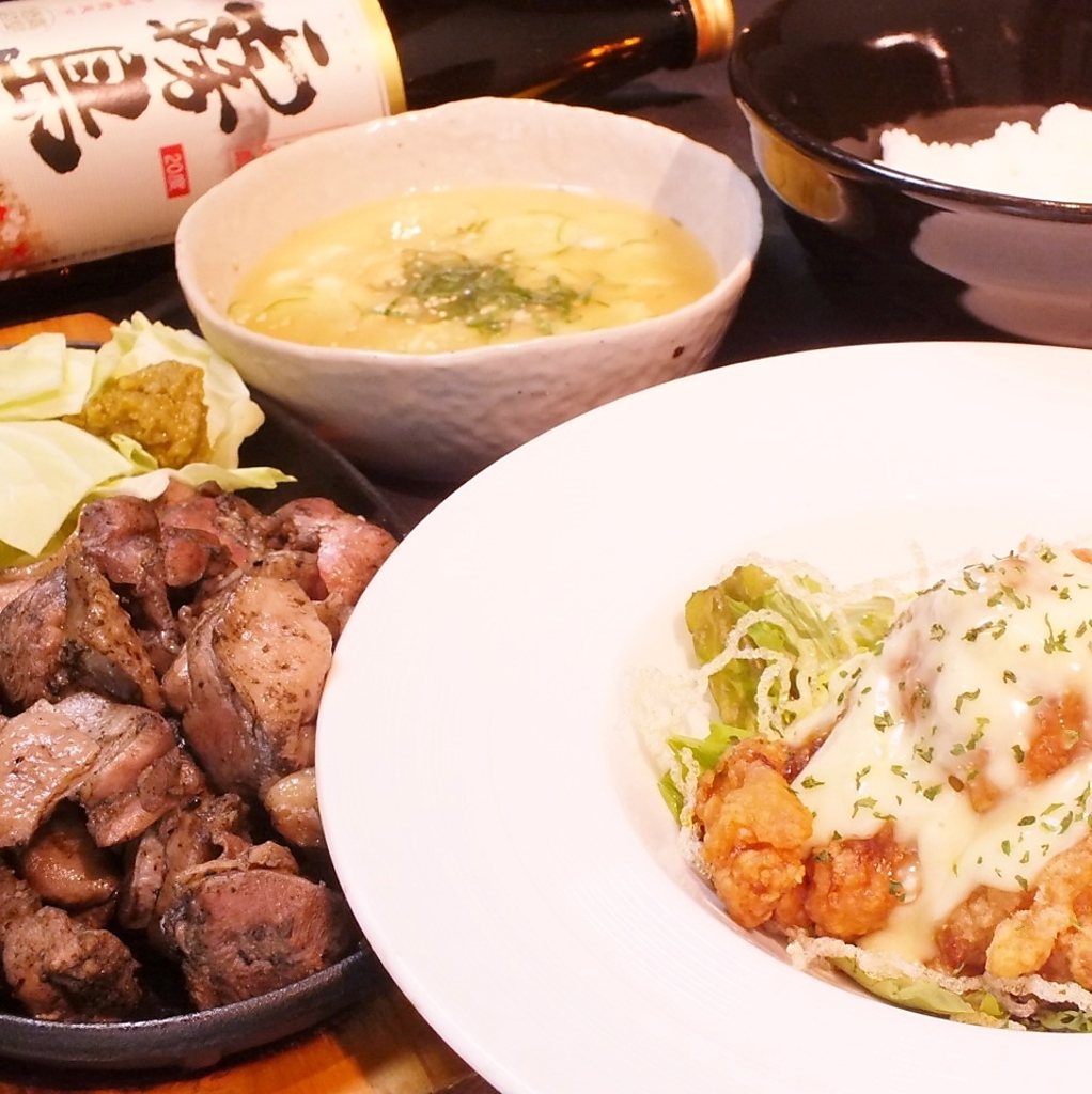 宮崎郷土料理の定番、ちきん南蛮、地鶏炭火焼、冷や汁等も味わえる！