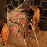 香ばしさが広がる炭火焼