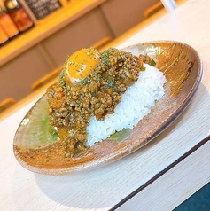 人気メニューの『キーマカレー』の写真
