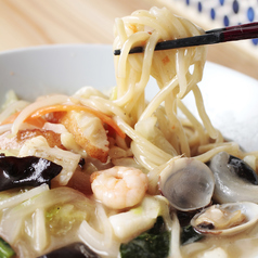 海鮮づくし皿うどん　太麺