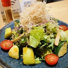 季節やさいのサラダ