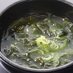たまごスープ/わかめスープ 各