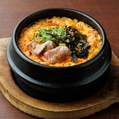 〆にピッタリの逸品料理も充実◎ご友人とご家族とごゆっくりお楽しみください。麺類だけでも豊富にご用意しております。