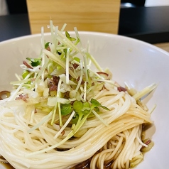 夏薬味で食べるぶっかけそうめん