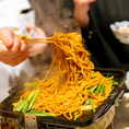 【絶品〆そば◎】焼肉の余韻を美しく締めくくるのは「〆そば」。焼肉店では珍しい本格的なそばをご提供しております。お肉の脂を堪能した後に、香り高いそばの風味とキレのある出汁が口の中をさっぱりと整えてくれます。これを目当てに来店されるファンも多い自慢の逸品です。