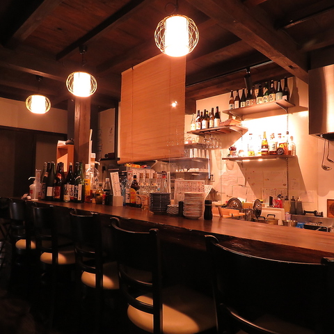 金沢安江町の隠れ家的な町屋和食。レトロモダンな空間でお料理を堪能。