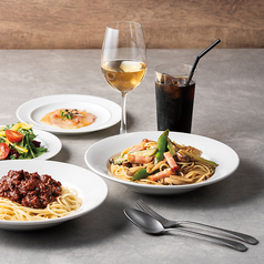 60種類以上のスパゲッティをご用意しております。お好きなものを見つけるのもお楽しみください！の写真