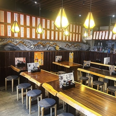 焼小龍包 ハイボール酒場 ドラミの雰囲気1