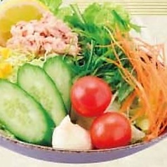 ツナコーンの野菜いっぱいサラダ