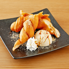 揚げパンとバニラアイス