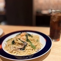 料理メニュー写真&nbsp;海老とあさりのバター醤油パスタ