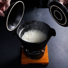 上質なお米を炊いた土鍋ご飯