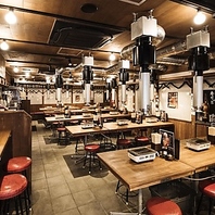 活気ある店内でワイワイお楽しみください！