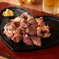 【成田市のお肉×海鮮居酒屋】千葉県産三元豚など、お肉が得意な当店だからこそ各ブランド豚の良さをお楽しみいただけるメニューをたくさんご用意◎毎朝仕入れた新鮮な豚を炭火でしっかり焼き上げる「朝〆やきとん」各種は大人気メニューです！ぜひ一度ご賞味ください♪飲み放題もございますので、お酒も進む事間違いなし★