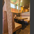 お客様に心ゆくまでおくつろぎいただけるよう、プライベートな空間を重視したテーブル席を多数ご用意しております。隣席を気にせず、大切な方との会話や、仲間との楽しいひとときをゆったりとお過ごしいただけます。