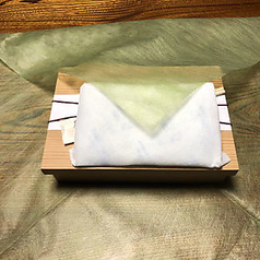 風呂敷と保冷剤中