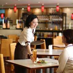 オールデイダイニング フォンテーヌ ロワジールホテル那覇の雰囲気2