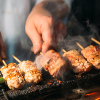 香ばしさ際立つ！炭火焼き鳥5本盛り