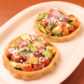 料理メニュー写真&nbsp;マグロとアボカドのソペス　2ピース