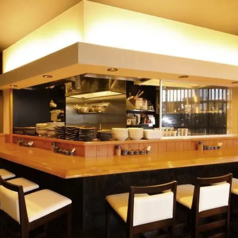 地鶏炭火焼 鶏扱説明所 学園前店の雰囲気3