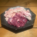 料理メニュー写真&nbsp;赤がみ盛(にんにく塩/辛味噌)