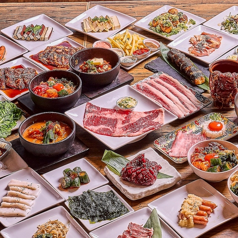 焼肉倶楽部天王寺店名物「五大名物」と138品食べ放題♪