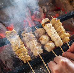 今TVで話題!もつが主役の串!【金山・もつ焼き】