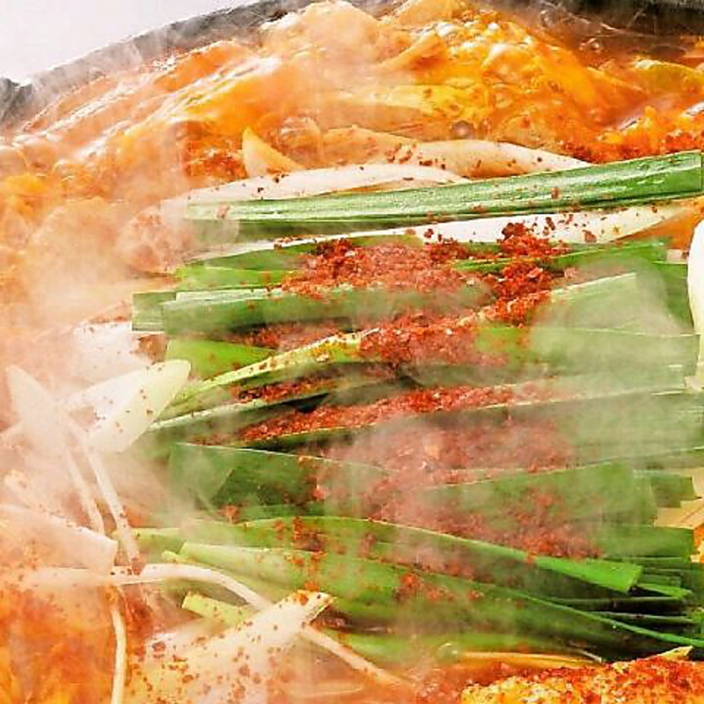 ご存じ赤から鍋！辛さは0～10までお好みに合わせて☆