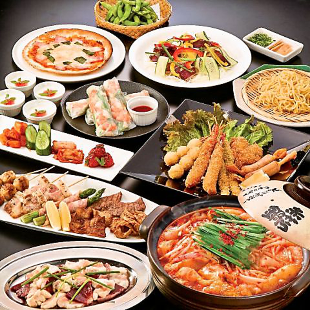 新名物「赤石焼」。ホルモンと野菜の旨さ引き立つ逸品。