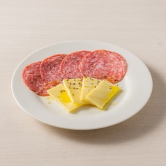 チーズ＆サラミ