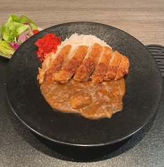 三元豚のカツカレー（￥1,500税込）の写真