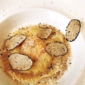 料理メニュー写真 トウモロコシと卵黄のラヴィオローネ