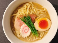 本気の魚骨ラーメン