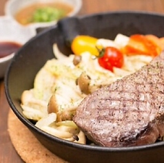 名物!和牛モモ赤身 One w Pond ステーキ(約450g)